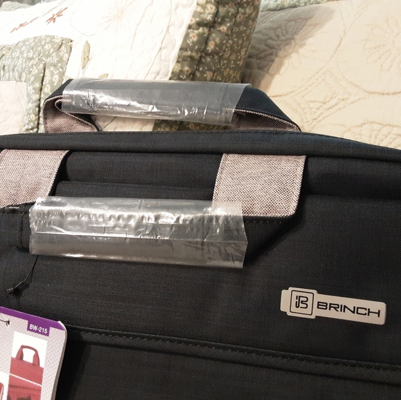 COPY - NEW W/TAGS BRINCH 13.3" LAPTOP MESSENGER CARRING BAG - Picture 11 of 16